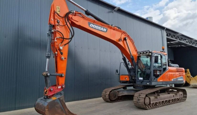 2015 DOOSAN DX255LC-5