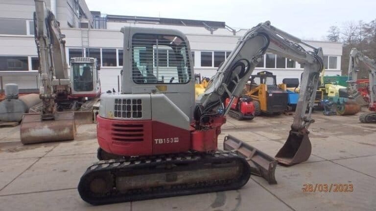 Takeuchi 153 FR, (2008), 5225 heures, 5.6T – occasion