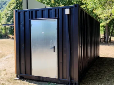 SNACK EN CONTAINER 20 PIEDS – 2 AUVENTS LATÉRAUX