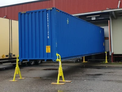 JEU DE 4 BÉQUILLES POUR CONTAINERS MARITIMES