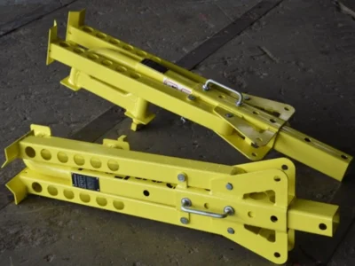 JEU DE 4 BÉQUILLES POUR CONTAINERS MARITIMES