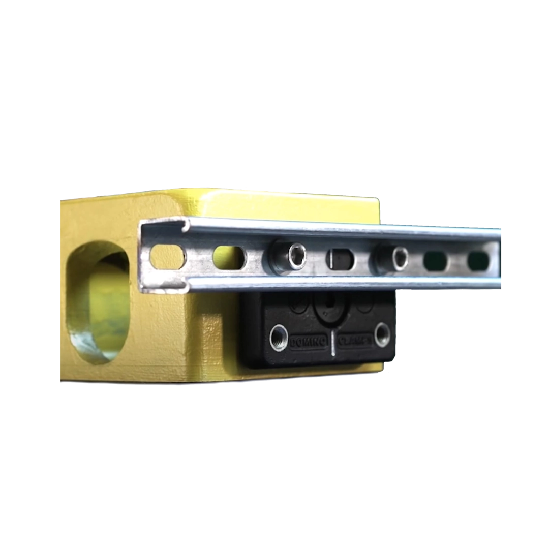 KIT DE FIXATION DE RAILS MÉTALLIQUE SUR CONTAINER MARITIME