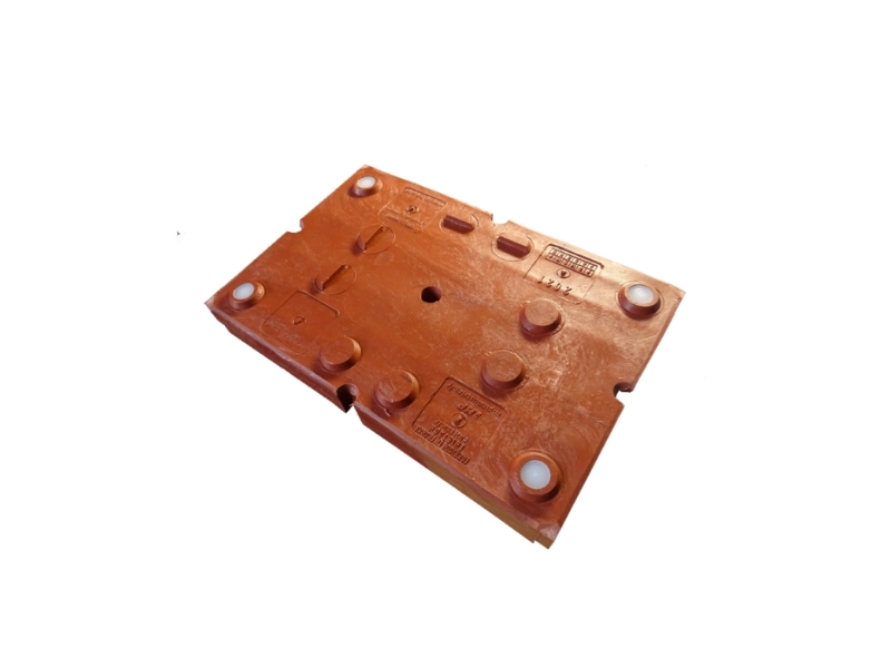 PLAQUE DE CALAGE POUR CONTAINERS TOUS TYPES DE SOLS EP. 45 MM