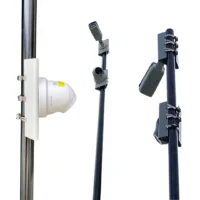 POTEAU DE FIXATION D’ÉCLAIRAGES ET CAMÉRAS SUR CONTAINERS MARITIMES