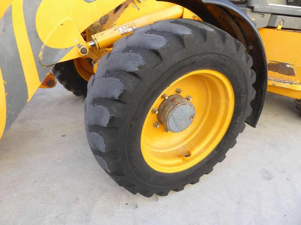 2008 VENIERI VF 8.23 D