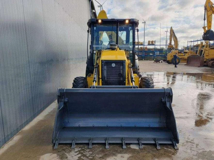 2022 NEW HOLLAND B80B