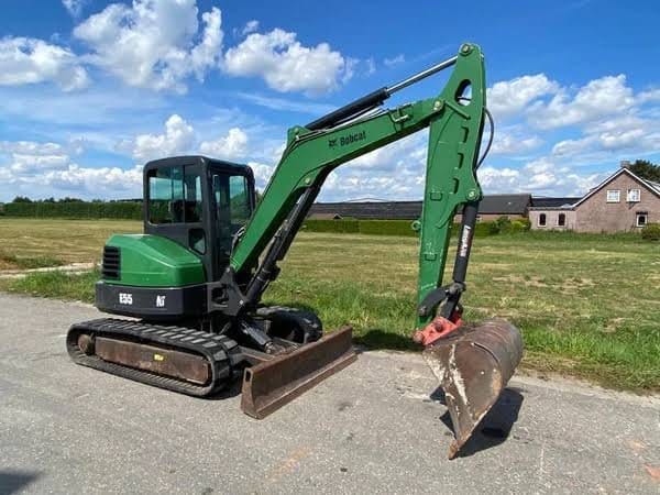 Bobcat E55, (2012), 4881 heures, 5.7T + 3 Godets – occasion