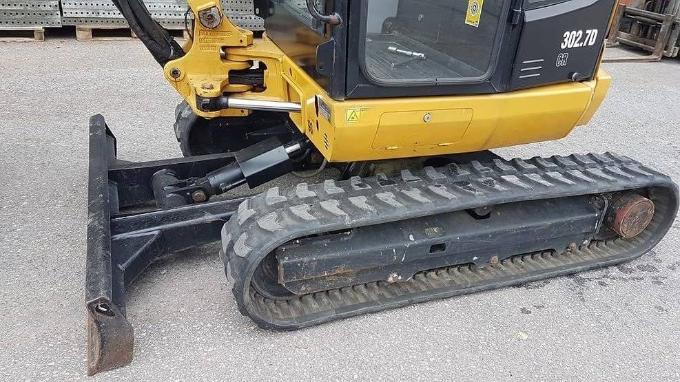 Caterpillar 302.7D CR, (2016), 2000 heures, 2.67T + 3 Godets – occasion