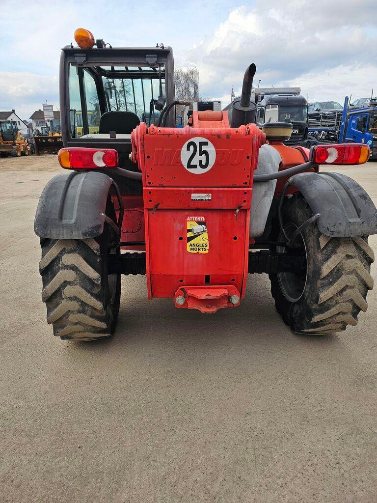 Chariot télescopique Manitou MT1030