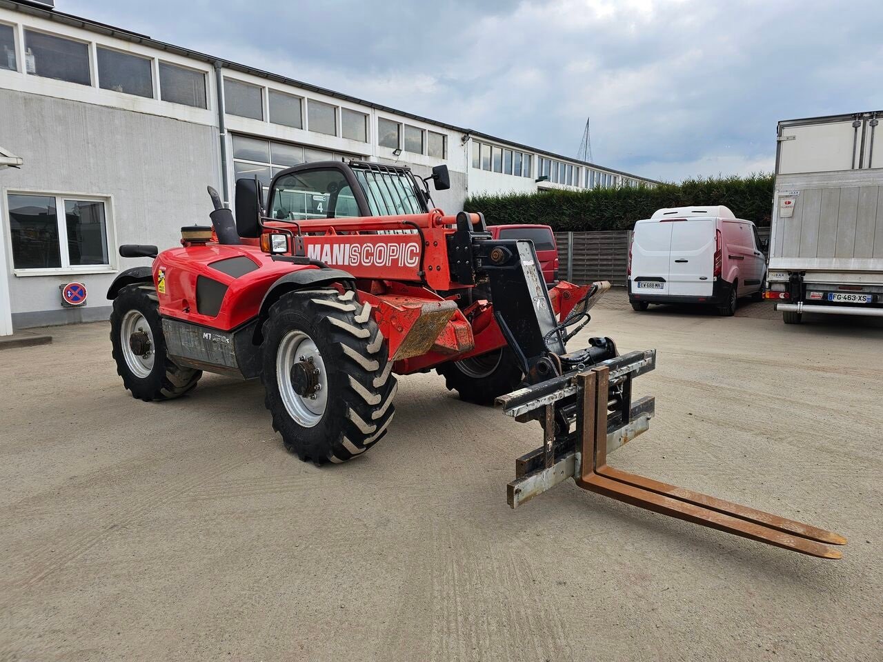 Chariot télescopique Manitou MT1030