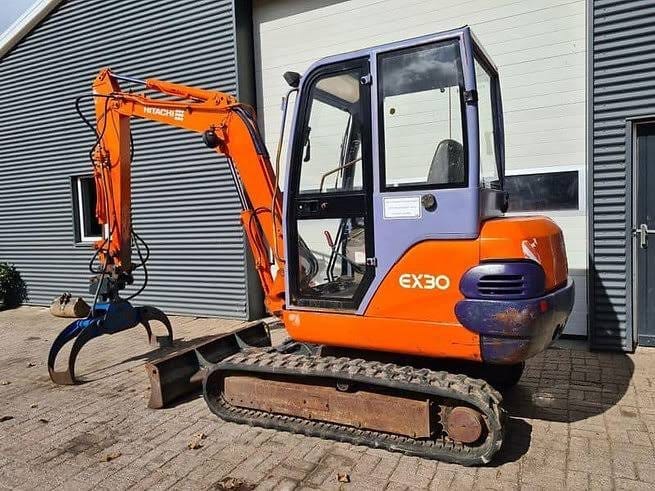 Hitachi EX30, (2006), 4568 heures, 2.97T – occasion
