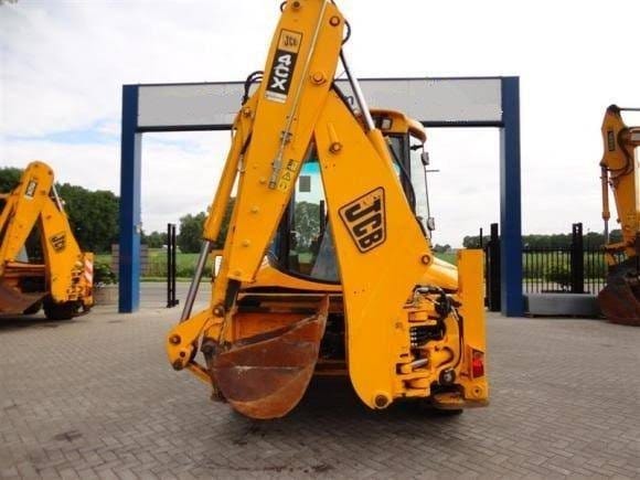 Rétrocaveuse JCB 4CX 2007 – Puissante 4 Roues Directrices