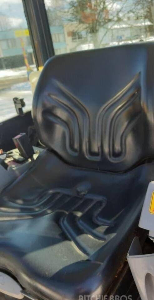 Kubota KX015-4, (2015), 3880 heures, 1.5T + 3 Godets – occasion