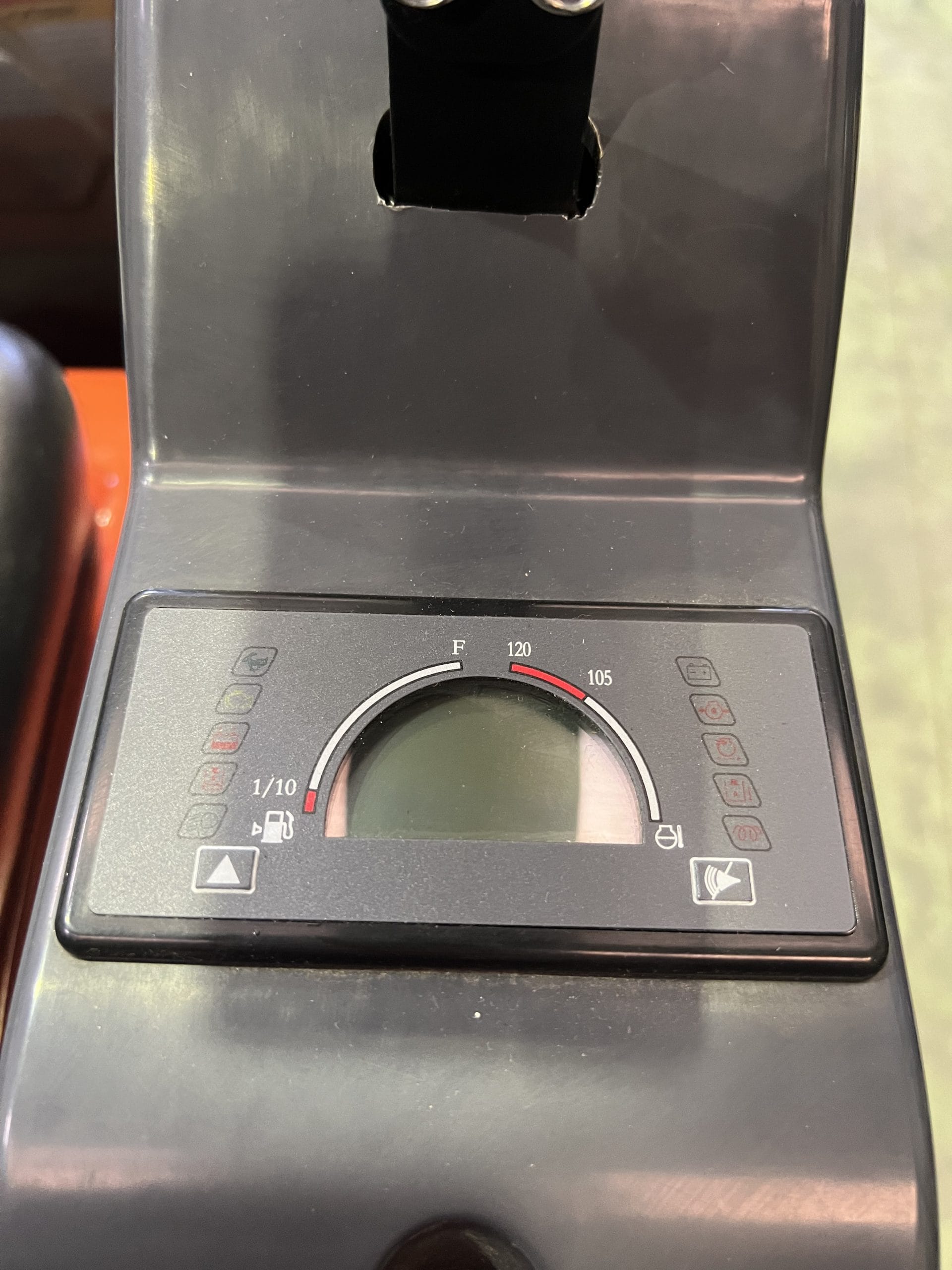 Mini Excavatrice 1200 kg Moteur Kubota 3 Cylindres avec Chenilles Rétractables de 74 cm