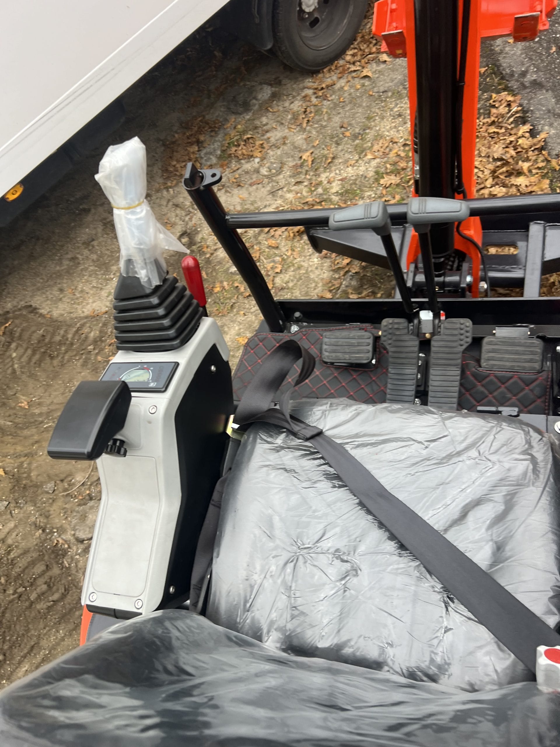 Mini Pelle Rotative Baimse 2500 kg, Moteur 3 Cylindres Kubota D1105